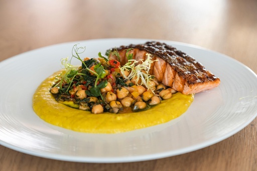 فيليه سمك السلمون البري 